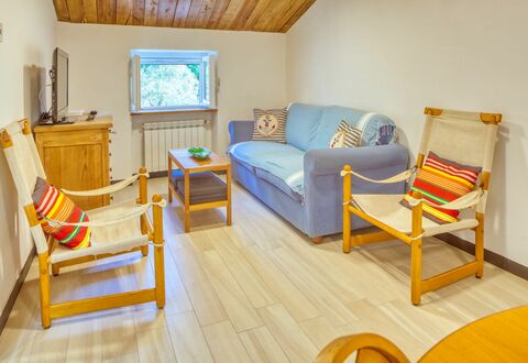 Il Frantoio Del Mesco - Levanto: Træ, Etage, Indretning, Værelse, Gul, Gulvbelægning, Hårdttræ, Hjem, Stue, Møbel