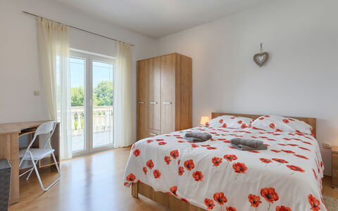 Melian: Soveværelse, Seng, Møbel, Værelse, Sengetøj, Ejendom, Sengetøj, Etage, Bed Frame, Indretning