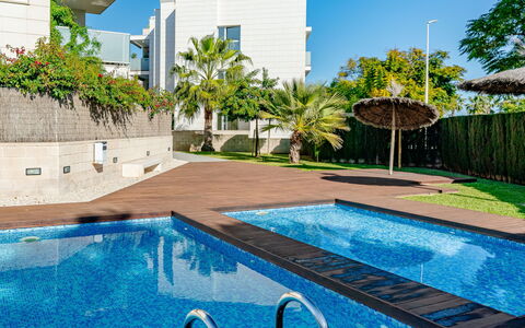 Jávea 734: Svømmepøl, Lejlighed, Ejerlejlighed, Udvej, Skygge, Have, Landscaping, Eco Hotel, Udendørs Møbler