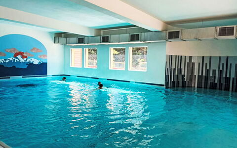 Bolquere 651: Svømmepøl, Udvej, Fritid, Hotel, Ferieby, Fritidscenter, Thermae, Boutique Hotel