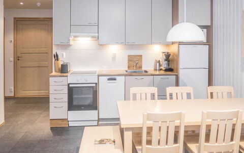 Rukatonttu D 15: Møbel, Gulvbelægning, Indretning, Køkken, Træ, Countertop, Køkken Apparat, Etage, Loft, Større Bandage