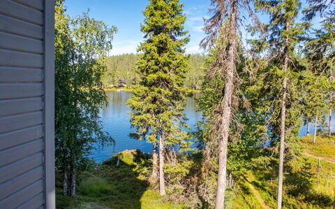 Rukatonttu D 15: Blå, Grøn, Træ, Naturlige Landskab, Landskab, Bank, Sø, Skov, Lærk, Reservoir