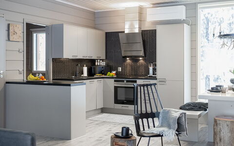 Loma-Saaga 3: Køkken, Møbel, Køkken Apparat, Gulvbelægning, Større Bandage, Indretning, Countertop, Cabinetry, Etage, Husholdningsapparat