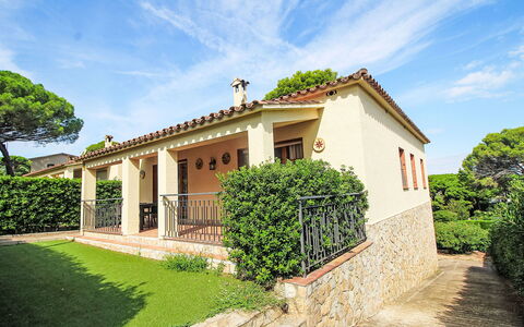 Pals 850: Hus, Hjem, Dør, Have, Estate, Stuehus, Sommerhus, Veranda, Hacienda, Landscaping