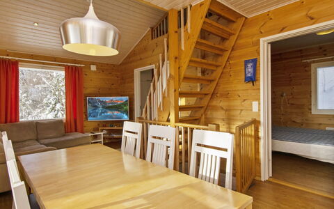 Hallan Paroni a Paritalo: Møbel, Stol, Udendørs Møbler, Bord, Træ, Udendørs Bord, Køkken & Spisebord, Skygge, Have, Paraply