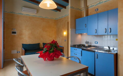 Bungalow Mare: Værelse, Ejendom, Countertop, Bygning, Køkken, Møbel, Indretning, Hus, Cabinetry, Ejendom