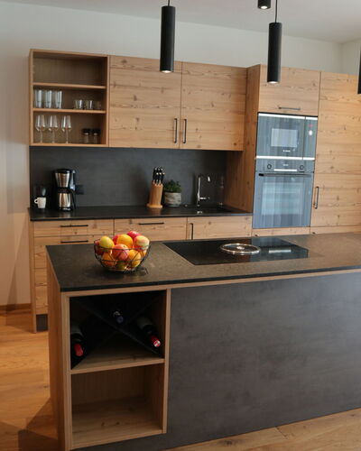 Penthouse mit 4 Schlafzimmern & Sauna 110.8