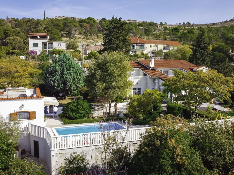 Villa Bloom Garden
