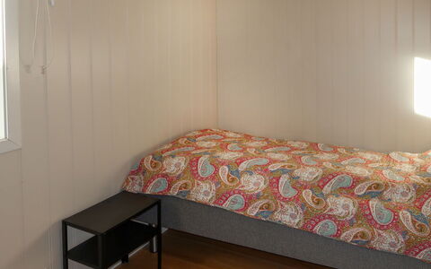 Jektastøo: Møbel, Komfort, Vindue, Træ, Bygning, Bed Frame, Gulvbelægning, Etage, Seng