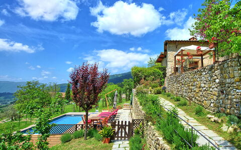 Villa Ancora: Sky, Plante, Himmel, Bygning, Naturlige Landskab, Træ, Hus, Vegetationen, Biome, Urban Design