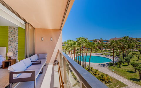 Gale 20: Udvej, Eco Hotel, Hotel, Villa, Hacienda, Ferieby, Altan