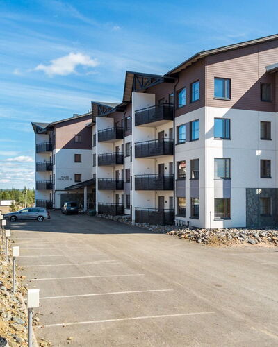 Nordic Chalet 9503