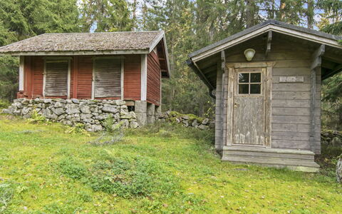 Santerin Torppa: Træ, Sommerhus, Bjælkehytte, Skov, Skur, Garden Bygninger, Lærk, Woodland, Bejdse