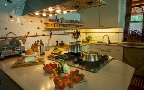 Campo Valerio: Mad, Bord, Bordservice, Countertop, Køkken, Indretning, Køkken, Cabinetry, Tap
