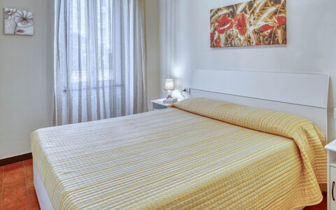 Nina Home - Levanto: Ejendom, Møbel, Bygning, Komfort, Træ, Textile, Indretning, Etage, Gulvbelægning, Bed Frame
