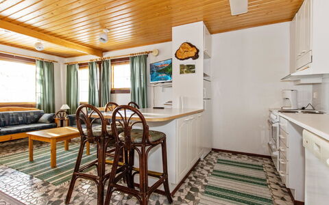 Alppikylä 13B Paritalo: Landdistrikt, Hill Station, Landsby, Bjergkæde, Dal, Bjerglandsby, Alps, Eco Hotel, Altan, Hotel