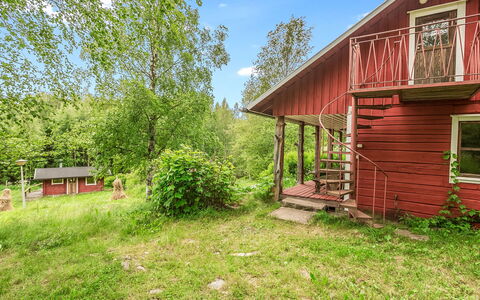 Kesämäki: Møbel, Stol, Udendørs Møbler, Bord, Træ, Udendørs Bord, Køkken & Spisebord, Skygge, Have, Paraply