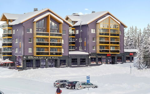 Levin Kunkku B5: Lejlighed, Kommerciel Bygning, Blandet Brug, Ejerlejlighed, Hotel, Gadebelysning, Vinter, Hovedkvarter