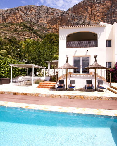 Villa El Camino
