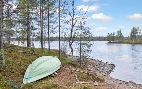 Nilimella: Træ, Sommerhus, Bjælkehytte, Skov, Skur, Garden Bygninger, Lærk, Woodland, Bejdse