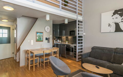 Rantalinna 2: Landdistrikt, Hill Station, Landsby, Bjergkæde, Dal, Bjerglandsby, Alps, Eco Hotel, Altan, Hotel