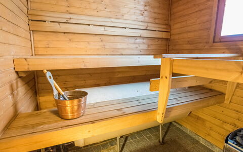 Lehtotuvat e: Møbel, Stol, Udendørs Møbler, Bord, Træ, Udendørs Bord, Køkken & Spisebord, Skygge, Have, Paraply