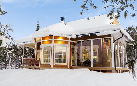 Villa Tunturisopuli: Landdistrikt, Hill Station, Landsby, Bjergkæde, Dal, Bjerglandsby, Alps, Eco Hotel, Altan, Hotel