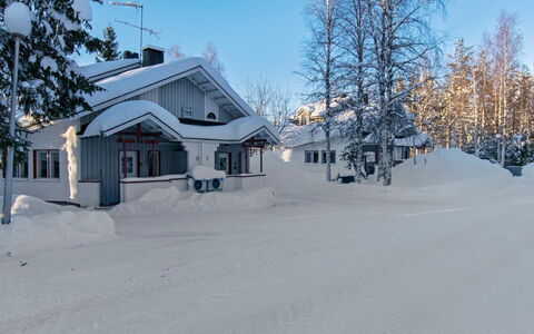 Hallantytär A1 Paritalo: Landdistrikt, Hill Station, Landsby, Bjergkæde, Dal, Bjerglandsby, Alps, Eco Hotel, Altan, Hotel