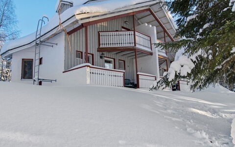 Hallantytär A1 Paritalo: Landdistrikt, Hill Station, Landsby, Bjergkæde, Dal, Bjerglandsby, Alps, Eco Hotel, Altan, Hotel