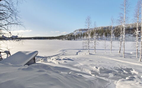 Hallantytär B3 Paritalo: Møbel, Stol, Udendørs Møbler, Bord, Træ, Udendørs Bord, Køkken & Spisebord, Skygge, Have, Paraply
