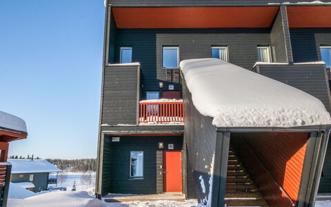 Skivillas 61 Ukkohalla (B1): Træ, Hus, Sne, Sommerhus, Hjem, Vinter, Tag, Fryser, Sidespor, Hældning