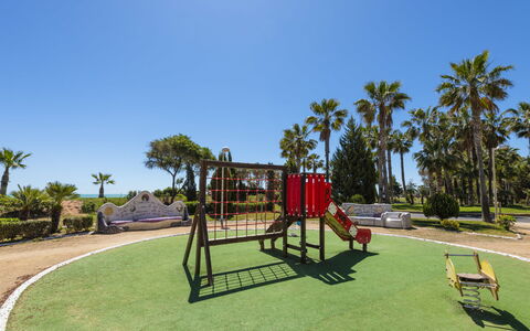 Cala Blanca i: Skygge, Landscaping, Fritid, Have, Parkere, Ferie, Tropics, Walkway