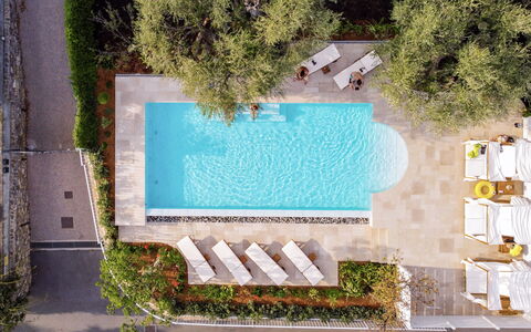 Villa Mimosa - Diano Marina: Plante, Bygning, Vand, Azure, Rektangel, Urban Design, Ejerlejlighed, Kvarter, Skygge, Træ