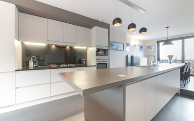 Turquoise Duplex Appartment
