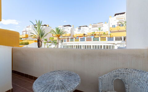 Lomas del Mar V: Himmel, Daytime, Ejendom, Bygning, Azure, Indretning, Urban Design, Arecales, Etage, Materielle Værdier