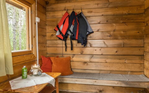 Kätkä: Træ, Sommerhus, Bjælkehytte, Skov, Skur, Garden Bygninger, Lærk, Woodland, Bejdse