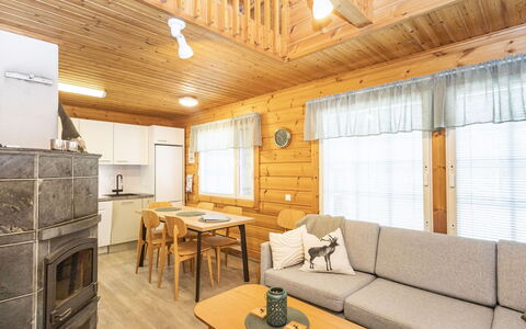 Välitie 4 F 14: Træ, Sommerhus, Bjælkehytte, Skov, Skur, Garden Bygninger, Lærk, Woodland, Bejdse