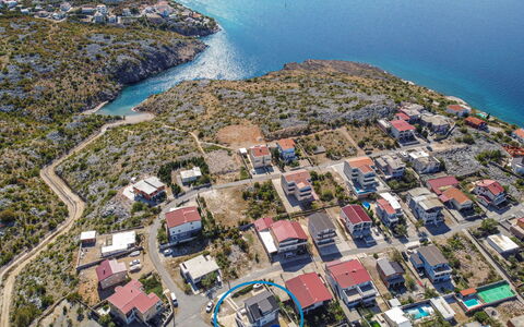 Golic: Vand, Bygning, Urban Design, Landskab, Kvarter, Boligområde, City, Ejendom, Milepæl, Vandvej
