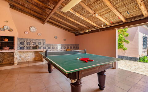 Isaurinda: Billardbord, Bord, Billardstue, Pool, Ejendom, Møbel, Opholdsrum, Billard, Sportsudstyr, Træ