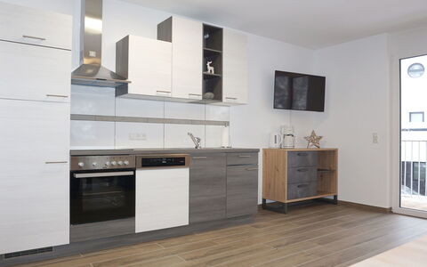 Apart Annabell: Cabinetry, Countertop, Møbel, Bygning, Komfur, Træ, Indretning, Vindue, Køkken, Skuffe