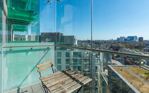 Avant-Garde, Shoreditch: Busk, Have, Boligområde, Plantesamfund, Land Lot, Bunddække, Landscaping, Backyard, Gård