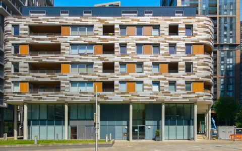 Indescon Studio: Daytime, Bygning, Lejlighed, Facade, Byområde, Arkitektur, Hovedstadsområde, Ejerlejlighed, Kommerciel Bygning