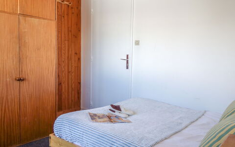Tignes 220: Ejendom, Komfort, Træ, Dør, Etage, Hårdttræ, Gulvbelægning, Seng, Home Dør