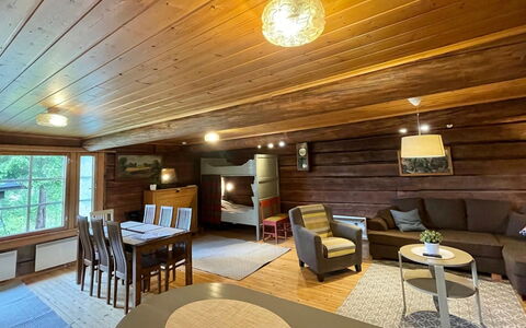 Metsäpirtti: Landdistrikt, Hill Station, Landsby, Bjergkæde, Dal, Bjerglandsby, Alps, Eco Hotel, Altan, Hotel
