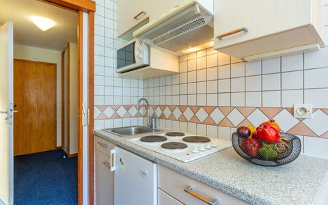 Tignes 397: Countertop, Cabinetry, Ejendom, Bygning, Komfur, Køkken, Køkken Apparat, Gaskomfur, Cooktop, Køkkenvask
