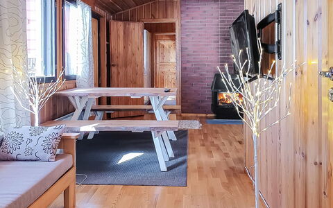 Niemeke: Træ, Sommerhus, Bjælkehytte, Skov, Skur, Garden Bygninger, Lærk, Woodland, Bejdse