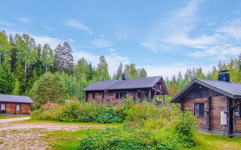 Iltaranta: Vindue, Hjem, Træ, Hus, Sidespor, Sommerhus, Tag, Fryser, Skydevindue, Hældning