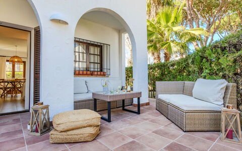 Feriebolig:&nbsp;Relax White House in Piverd 910.2
