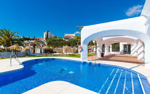 Vista del Mar: Himmel, Sky, Mad, Plante, Bordservice, Bord, Vindue, Bjerg, Frugt, Træ