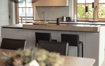 Feriebolig:&nbsp;Penthouse mit 3 Schlafzimmern & Kamin 400.5